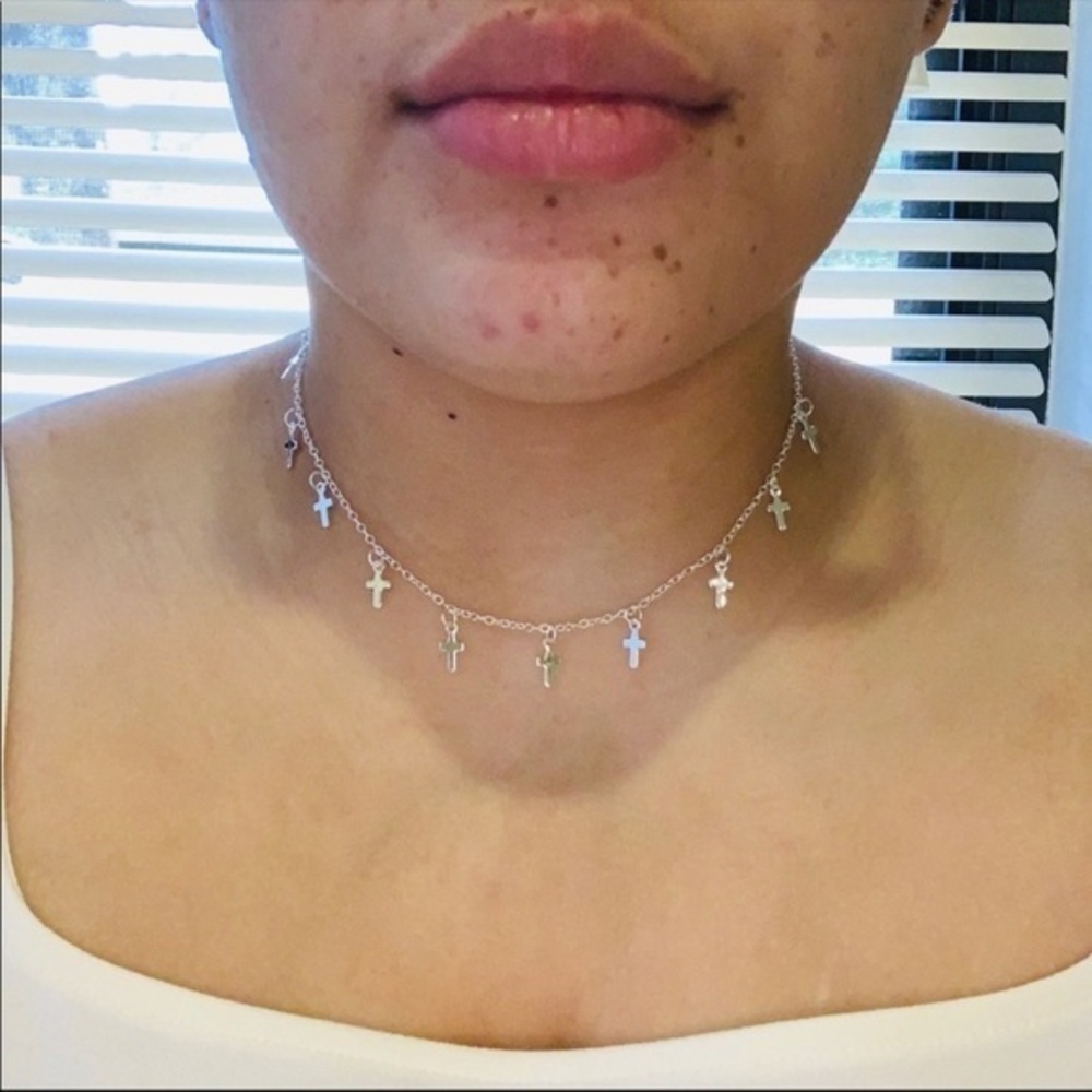 3/$30 🤍 Mini Cross Choker Necklace